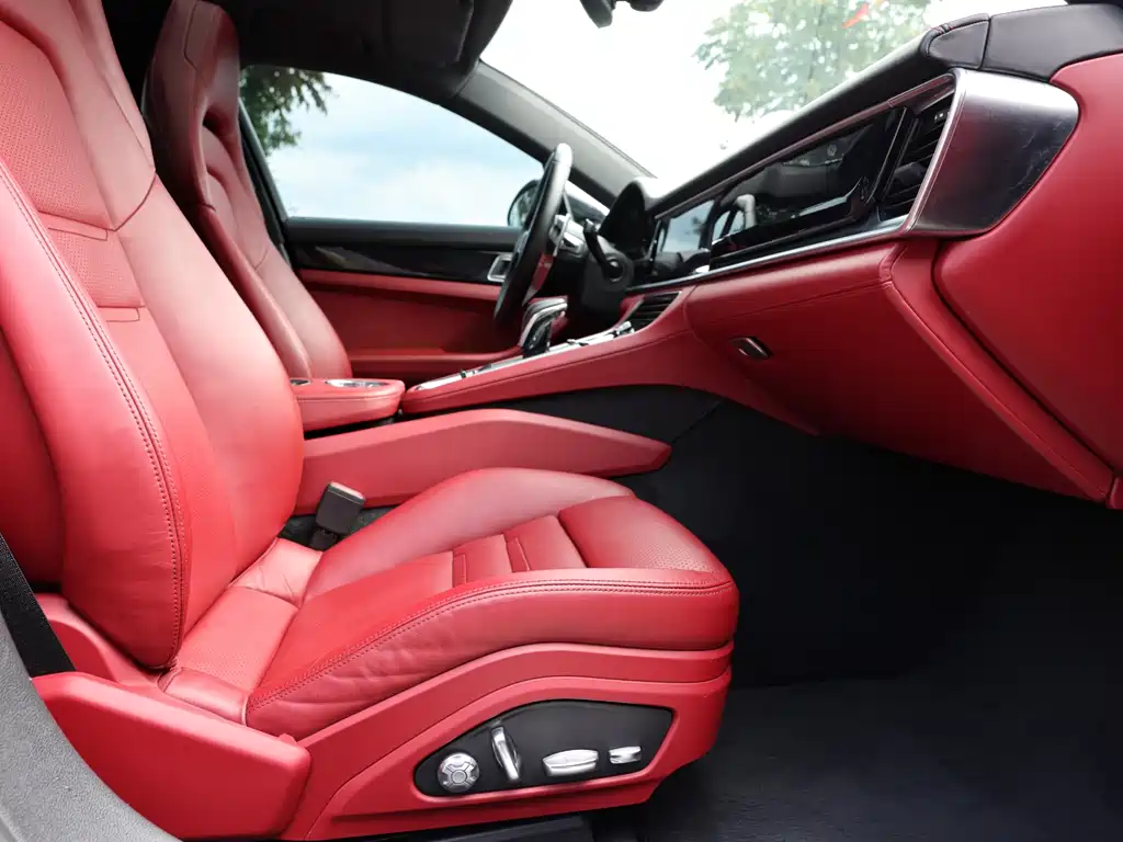 Porsche Panamera 2017 — фото 11