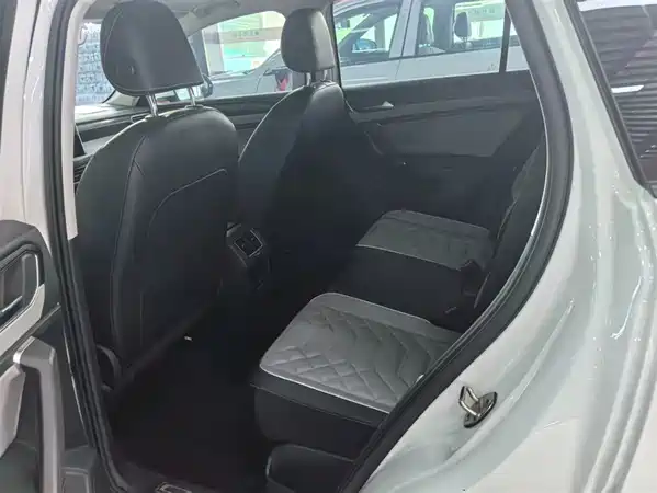Volkswagen Tayron 2023