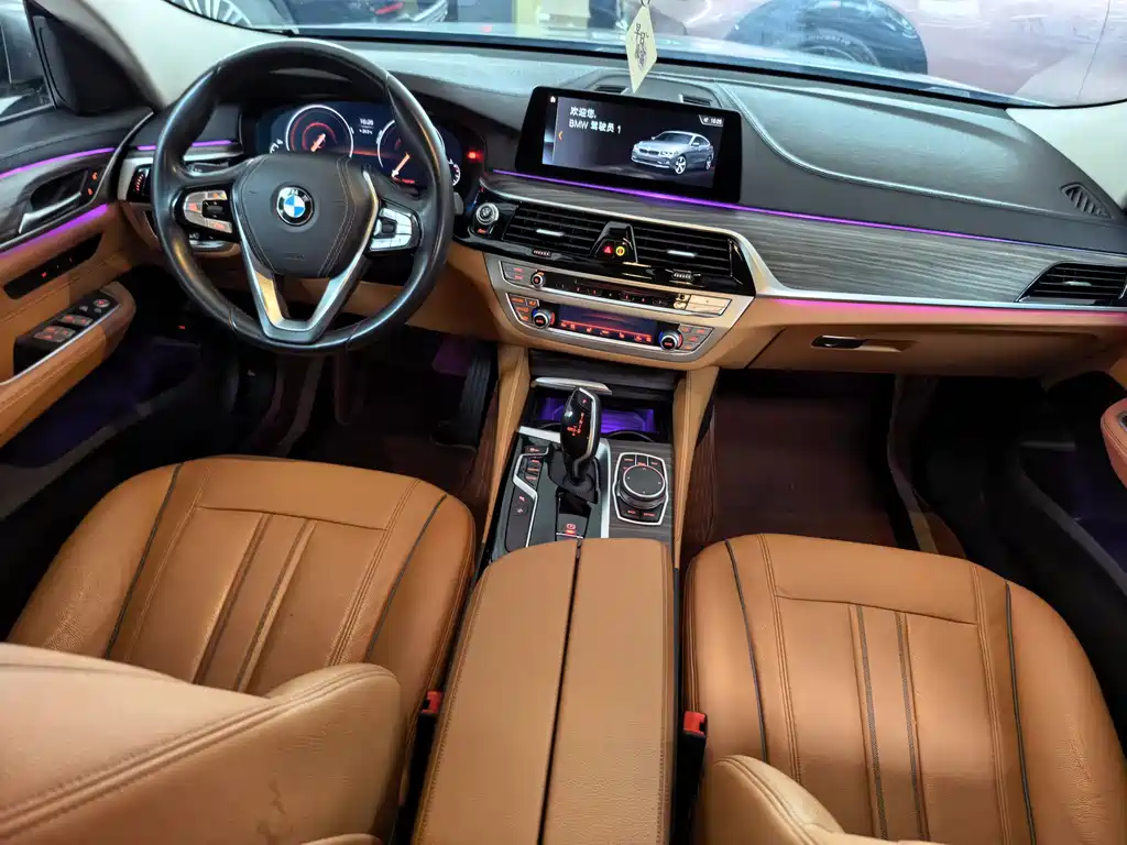 BMW 6 Series GT 2020 — фото 8