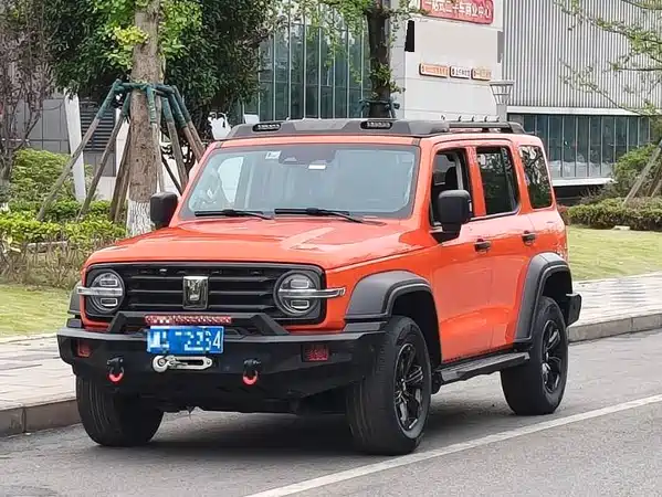 Tank 300 2022