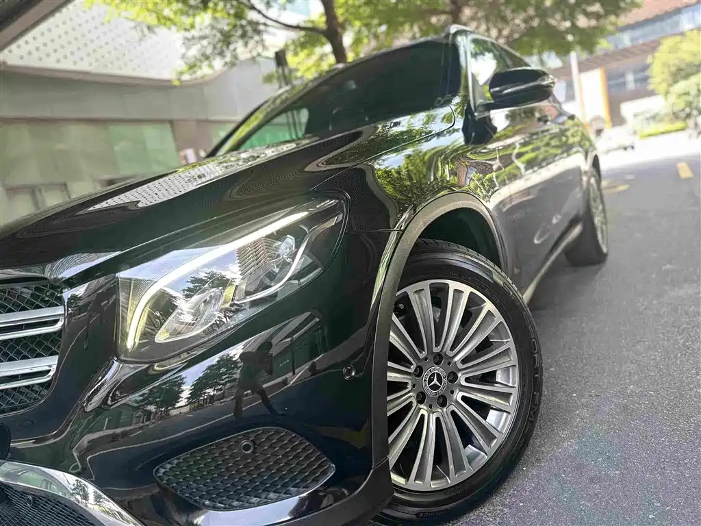 Mercedes-Benz GLC 2017 — фото 12