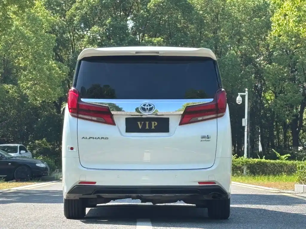 Toyota Alphard 2019 — фото 5