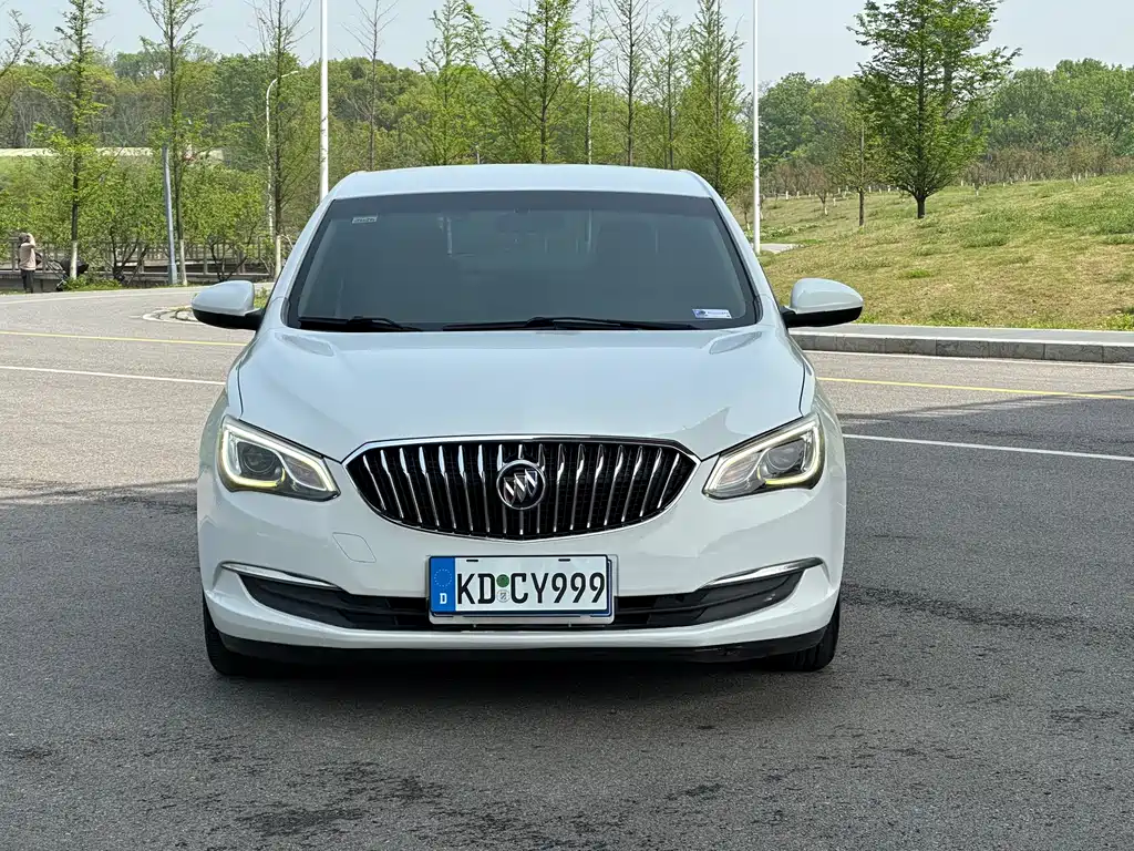 Buick Excelle 2015 — фото 2