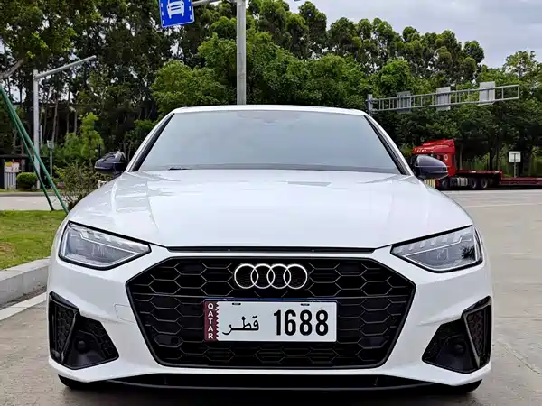 Audi A4L 2023