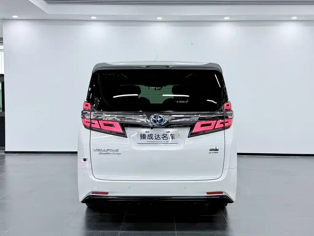Toyota Vellfire 2021 — фото 5