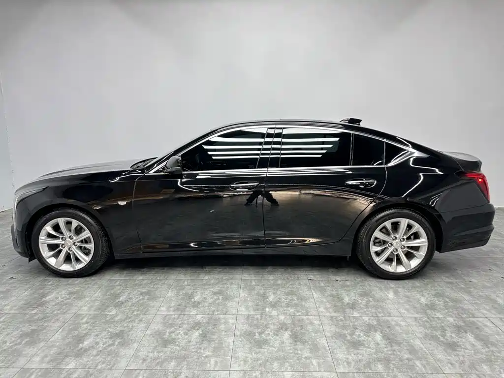 Cadillac CT5 2024 — фото 24