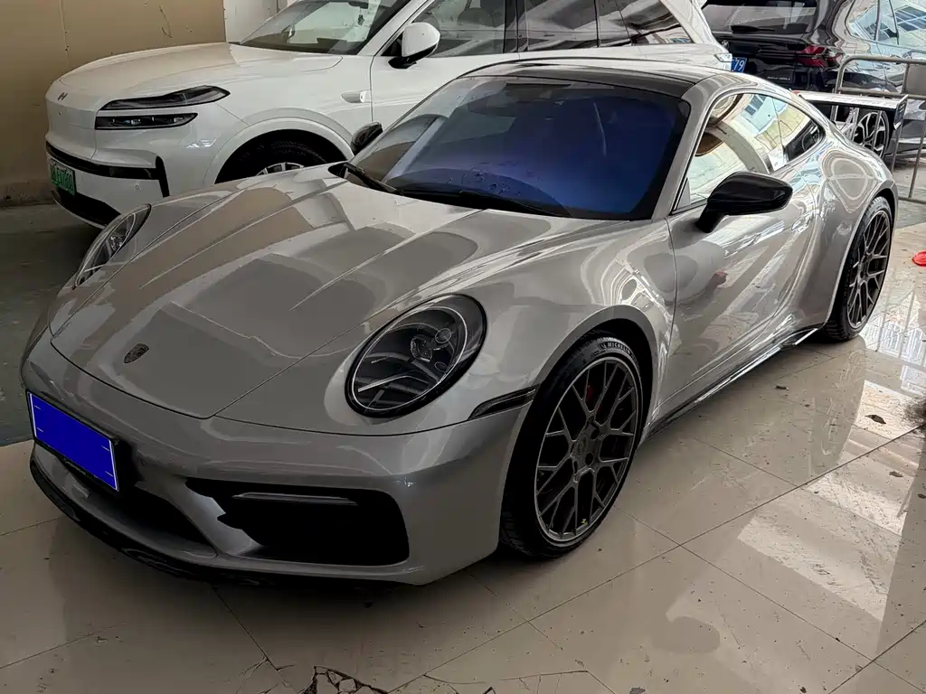 Porsche 911 2020