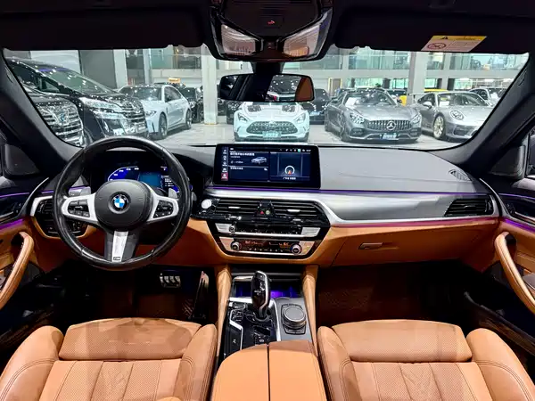 BMW 5 Series 2022