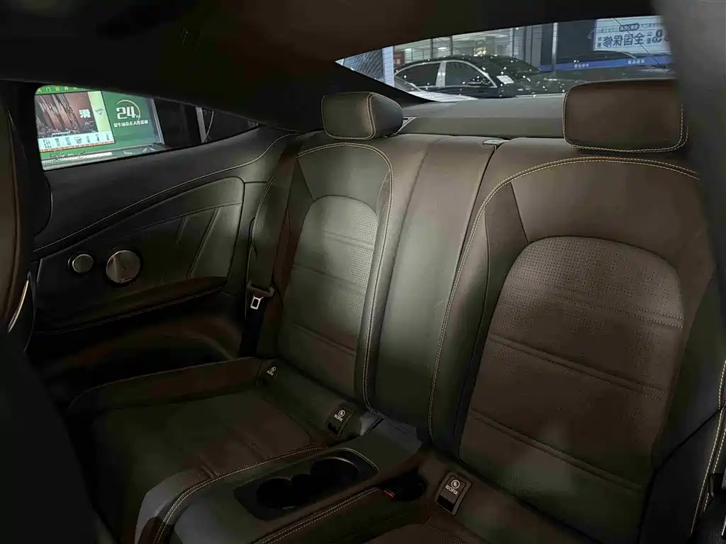 Mercedes-Benz C-Class AMG 2023 — фото 8