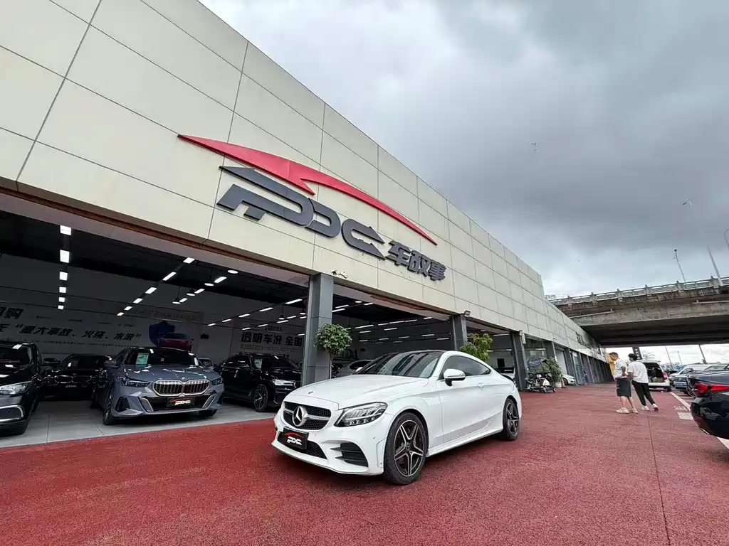 Mercedes-Benz C-Class 2019