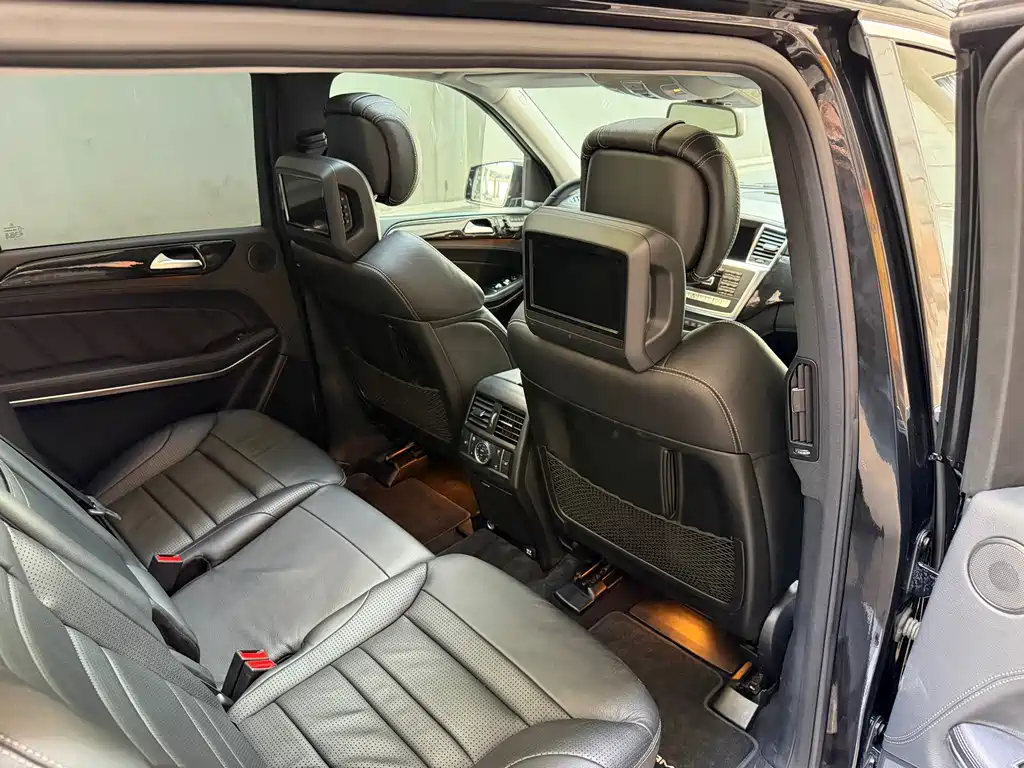 Mercedes-Benz GL-Class AMG 2015 — фото 10