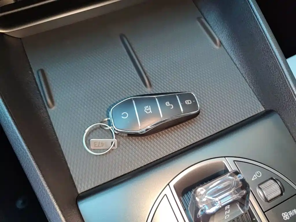 BYD Seal 05 DM-i 2025 — фото 9