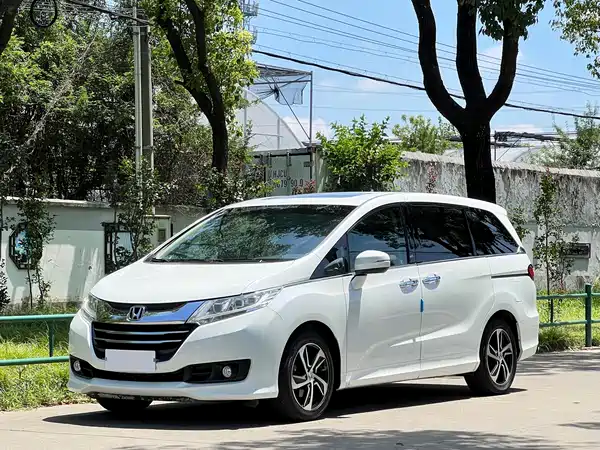 Honda Odyssey 2016