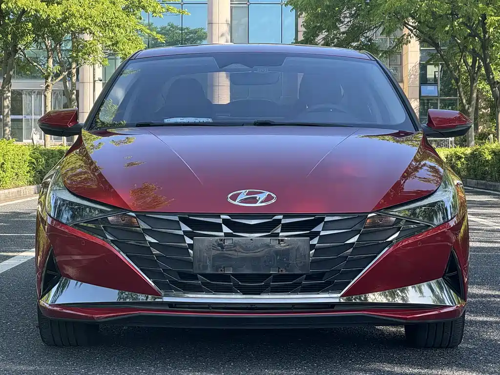 Hyundai Elantra 2021 — фото 4