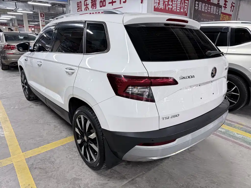 Skoda Karoq 2018 — фото 20