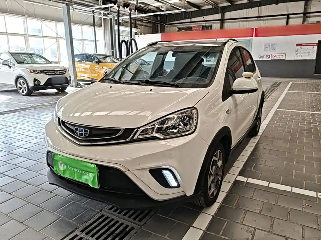 Geely Vision X1 2019 — фото 1