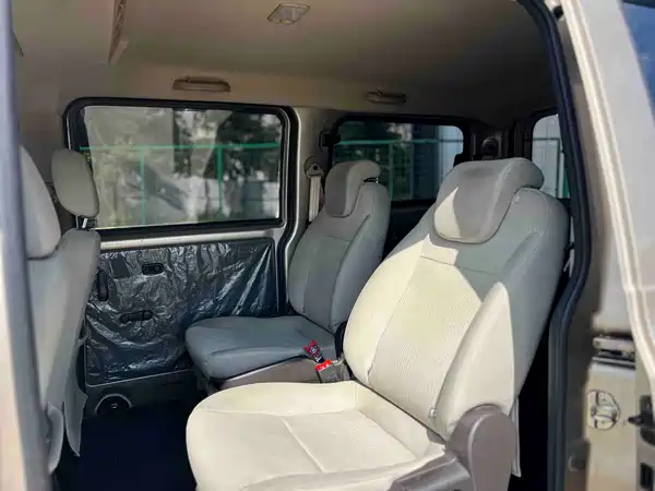 Wuling Hongguang V 2023