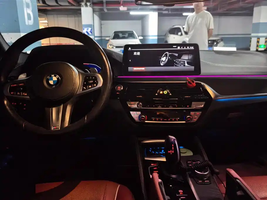 BMW 5 Series 2021 — фото 13