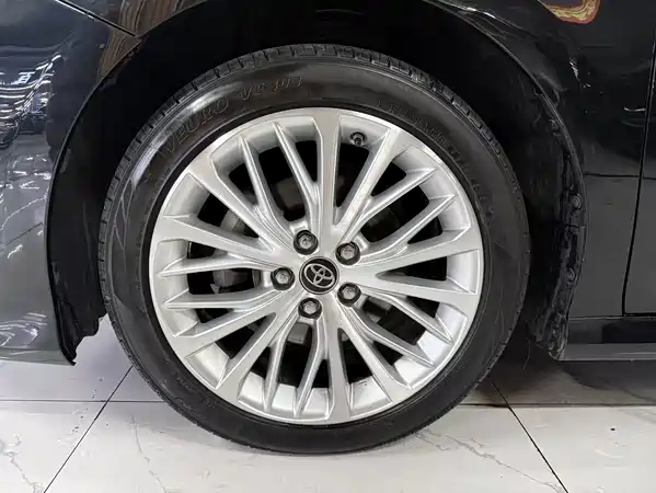 Toyota Camry 2019