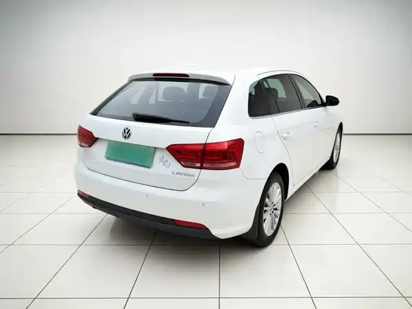 Volkswagen Gran Lavida 2015