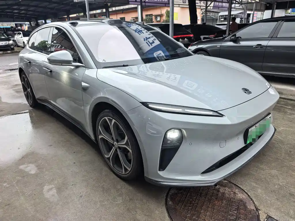 NIO ET5T 2024