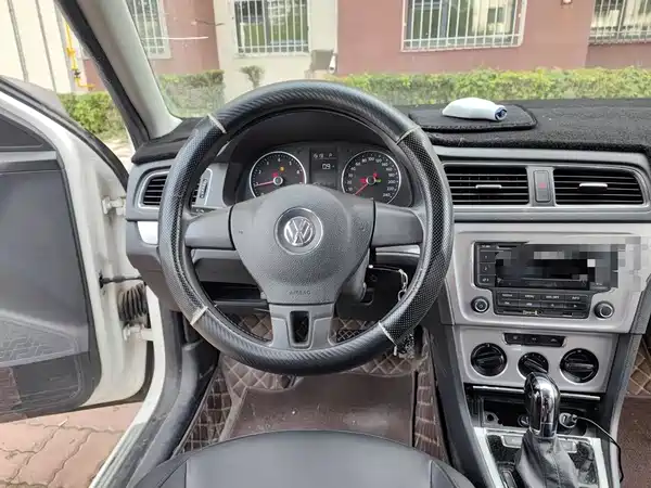 Volkswagen Gran Lavida 2015