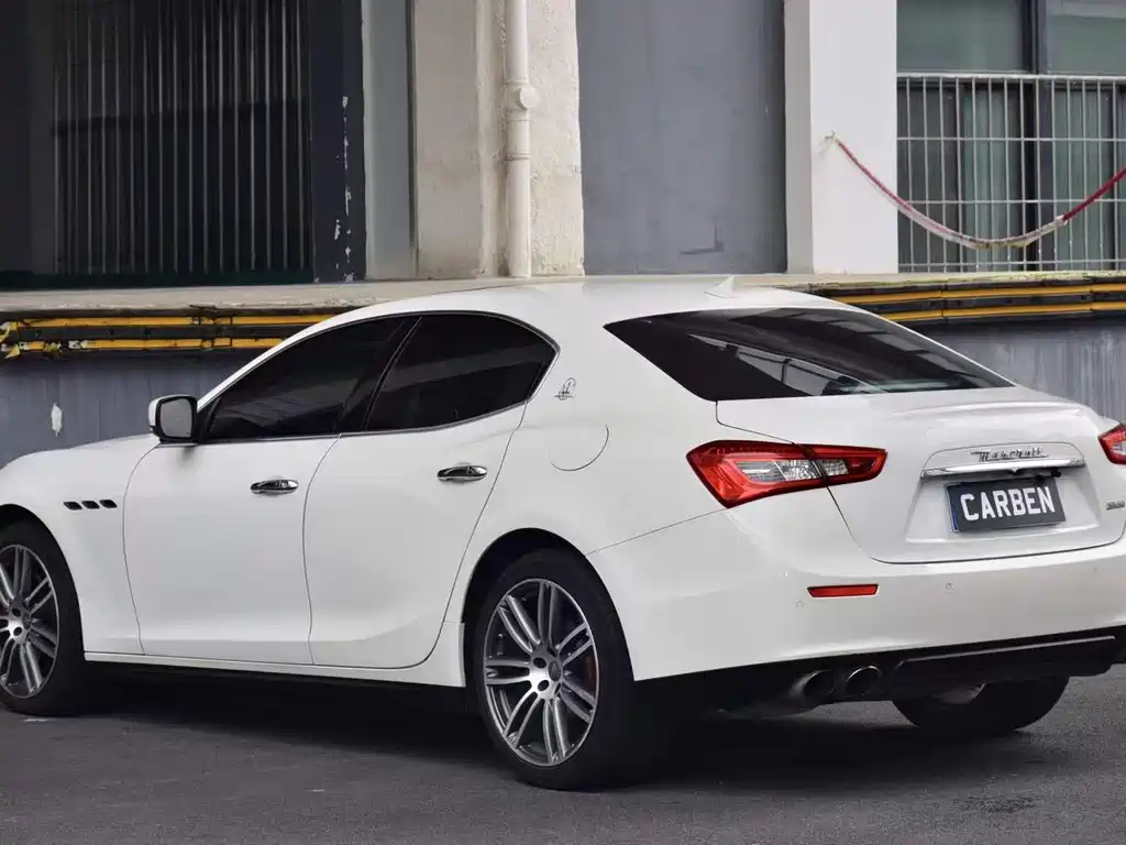 Maserati Ghibli 2016 — фото 4