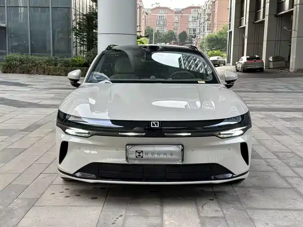Zeekr 007GT 2025