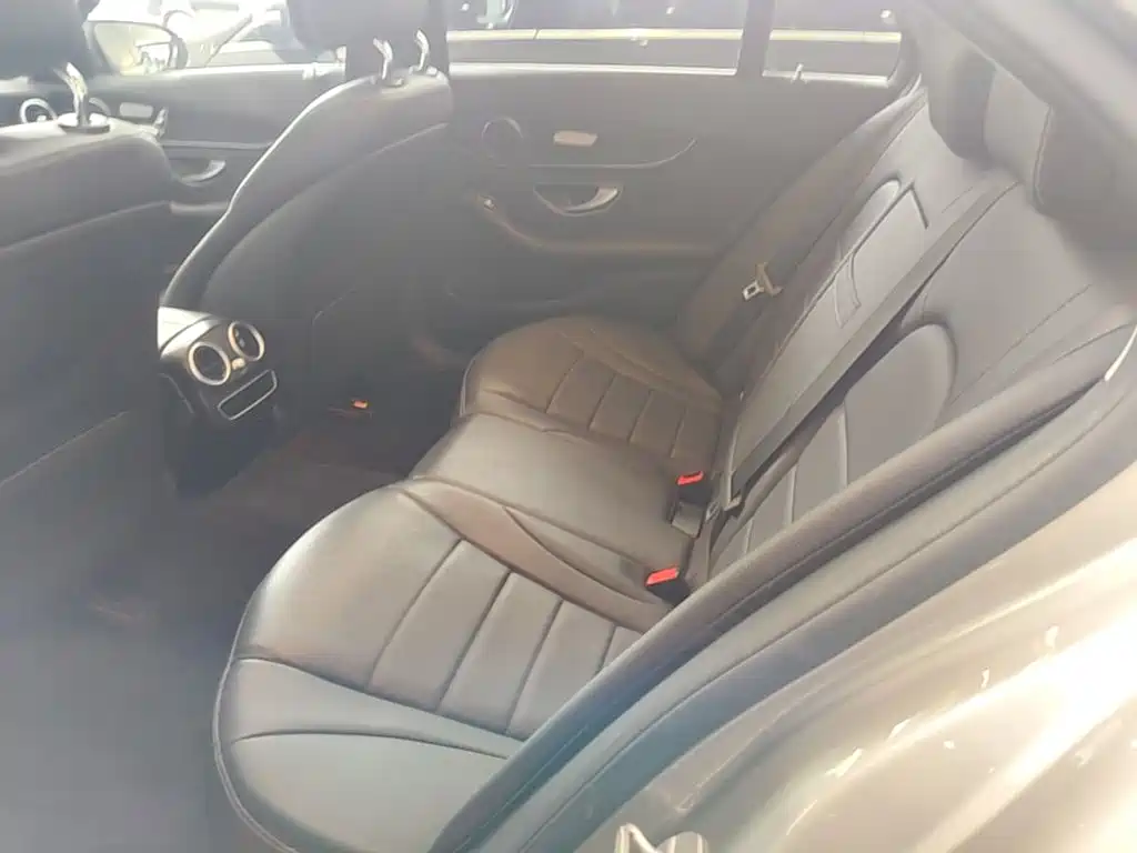 Mercedes-Benz C-Class 2019 — фото 17