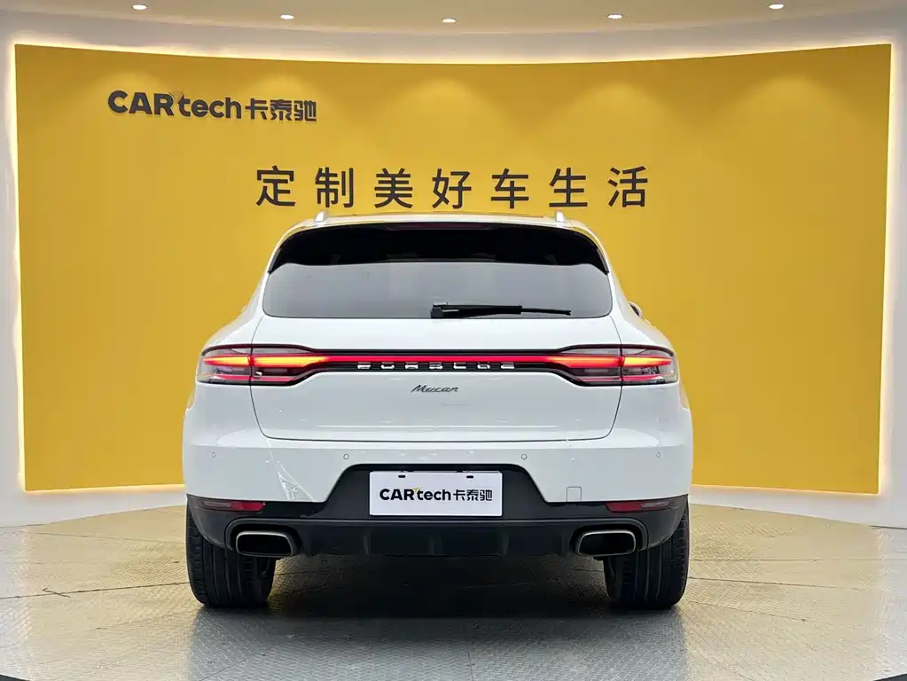 Porsche Macan 2019 — фото 23