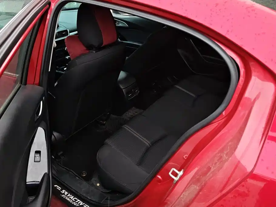 Mazda 3 Angkesela 2018 — фото 11