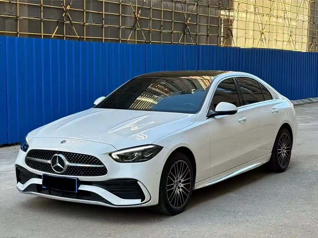 Mercedes-Benz C-Class 2023 — фото 2
