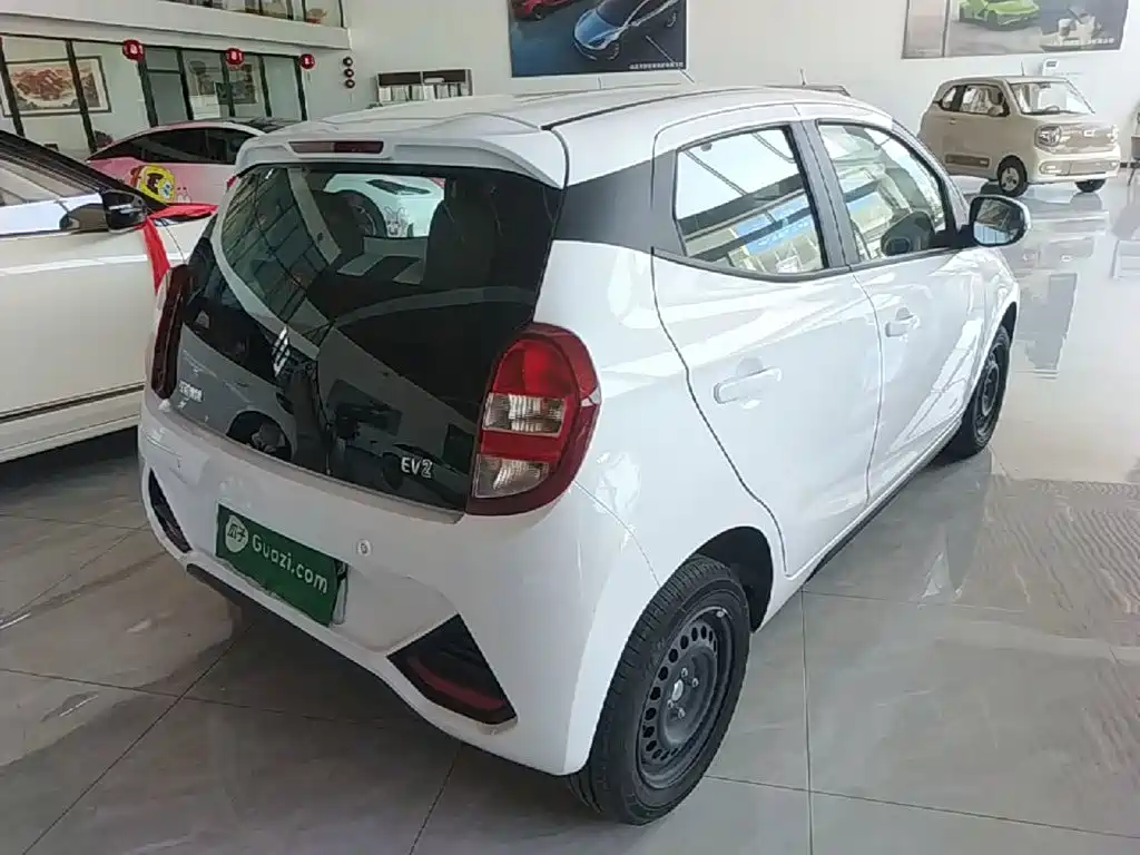 JMEV EV2 2025