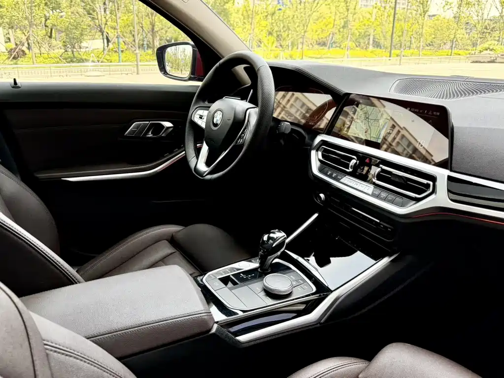 BMW 3 Series 2020 — фото 10