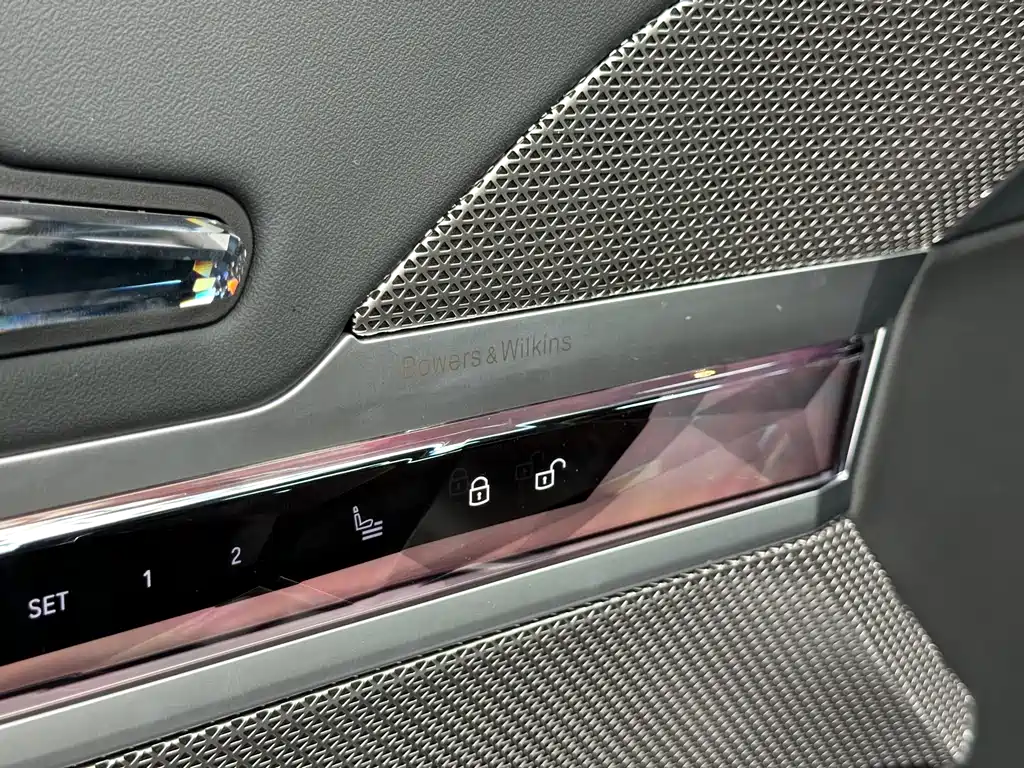 BMW 7 Series 2025 — фото 11