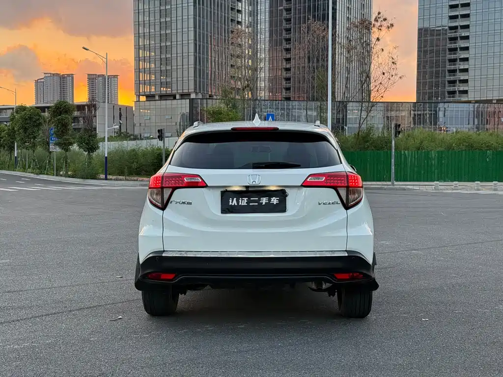 Honda Vezel 2021 — фото 5