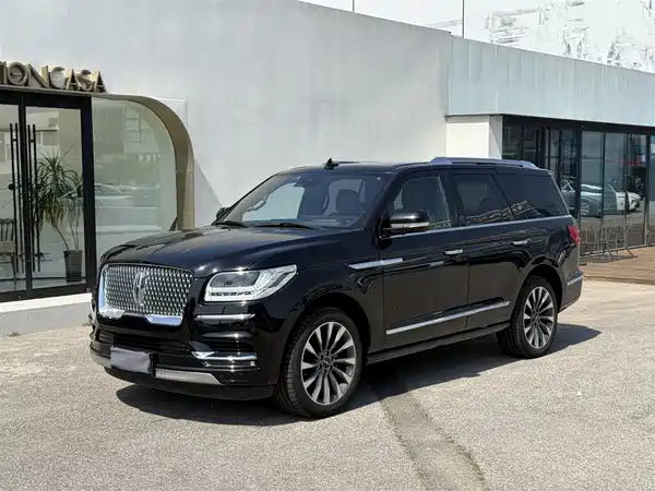 Lincoln Navigator 2020