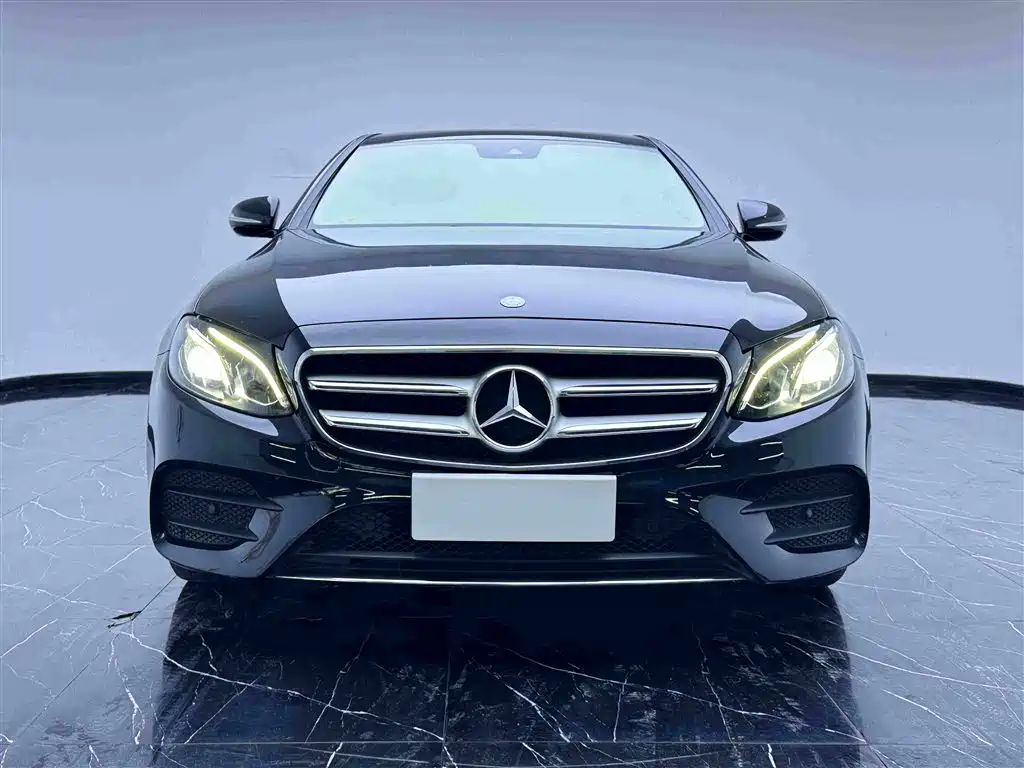 Mercedes-Benz E-Class 2017 — фото 2