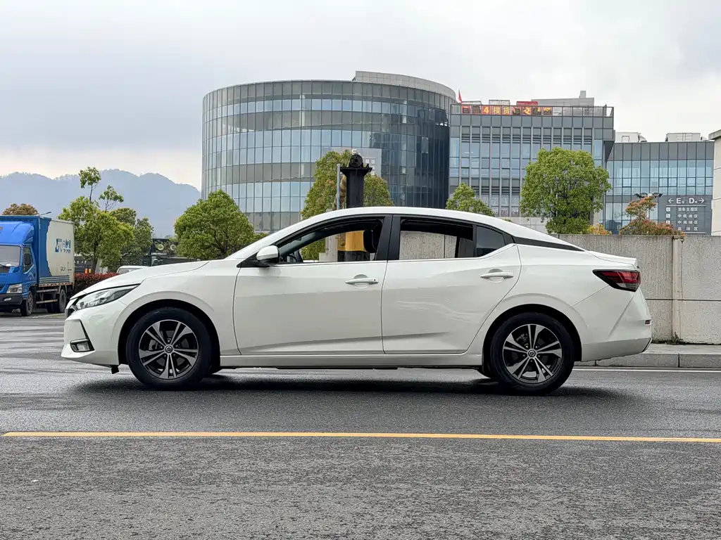 Nissan Sylphy 2022 — фото 7