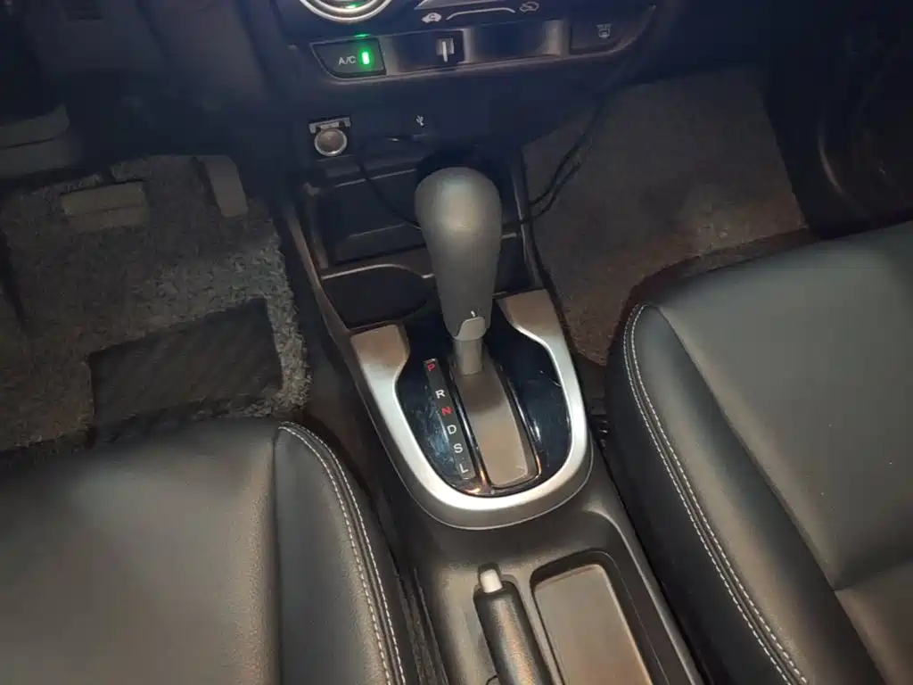 Honda Fit 2016 — фото 14