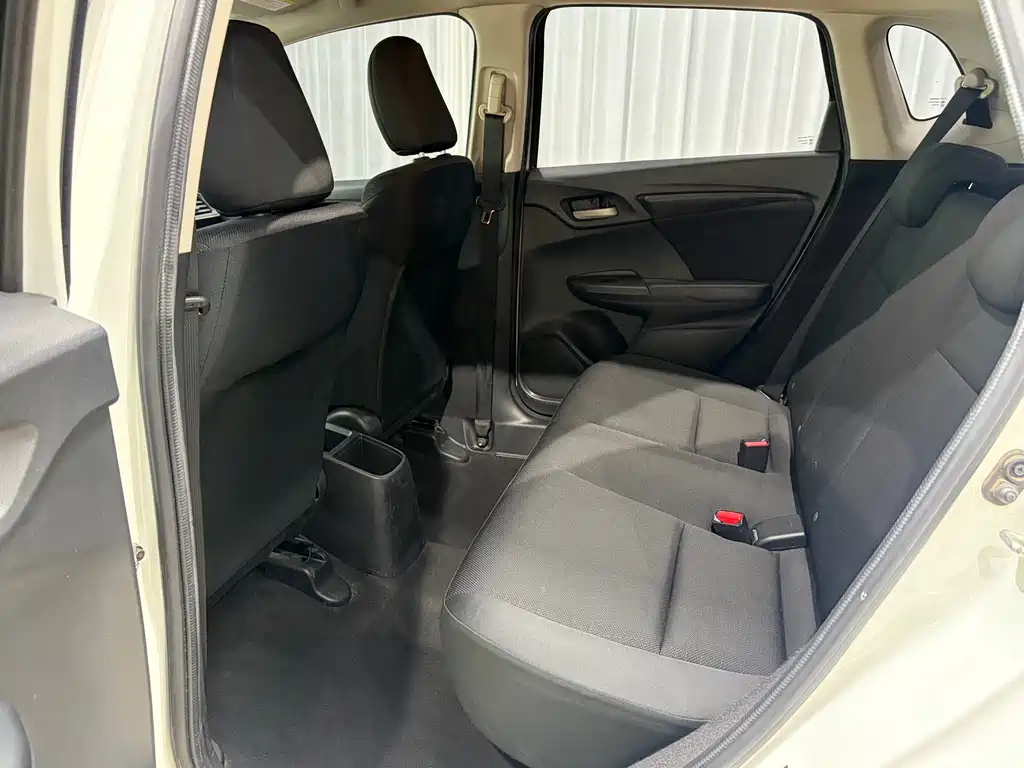 Honda Fit 2015 — фото 8