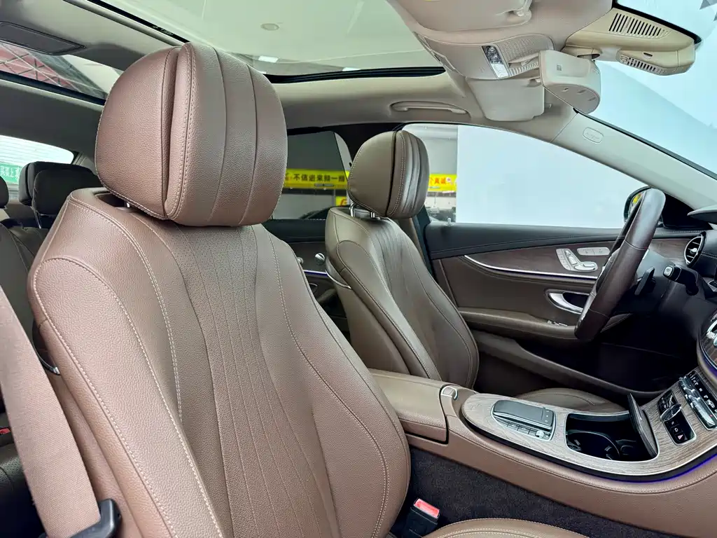 Mercedes-Benz E-Class 2020 — фото 17