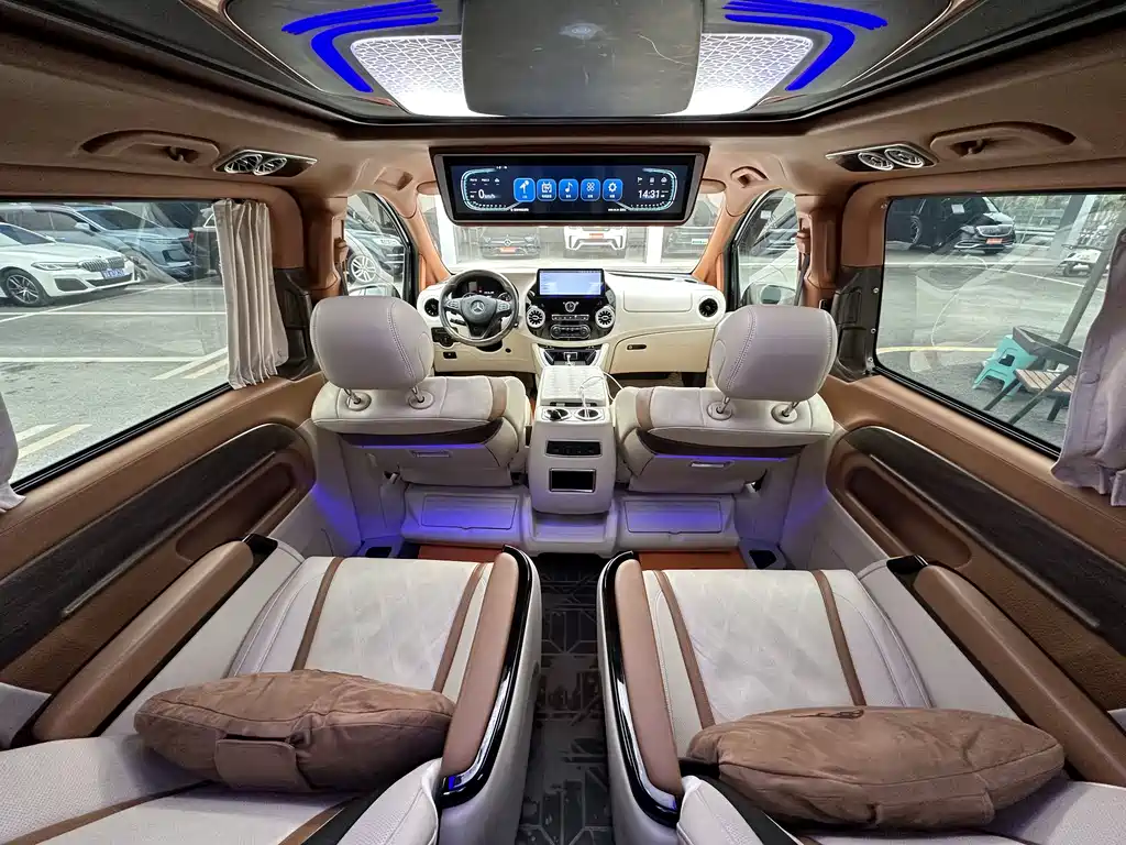 Mercedes-Benz Vito 2022 — фото 10