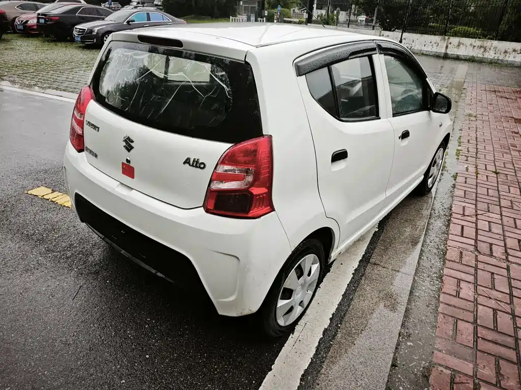 Suzuki Alto 2014 — фото 7