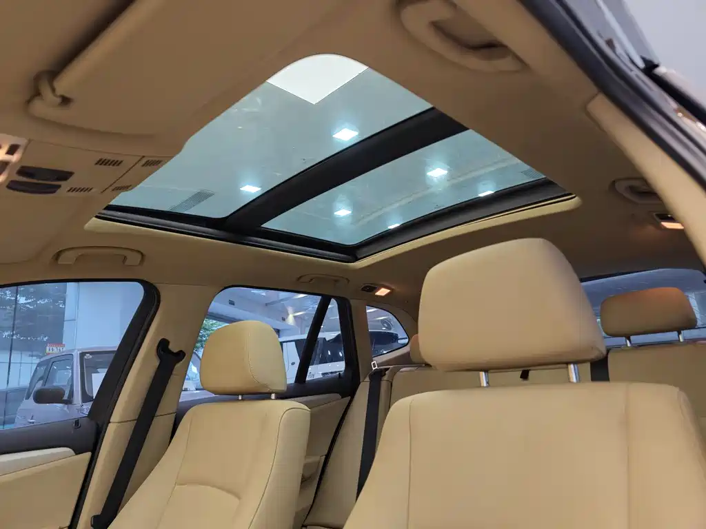 BMW X1 2013 — фото 12