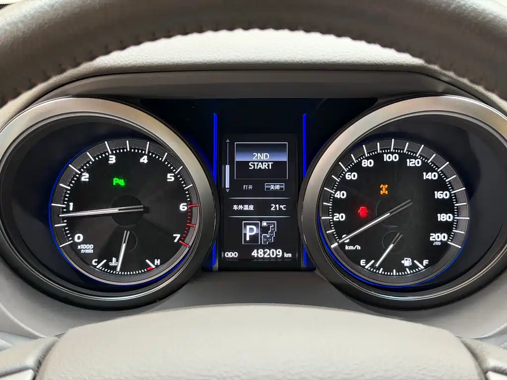 Toyota Prado 2014 — фото 10