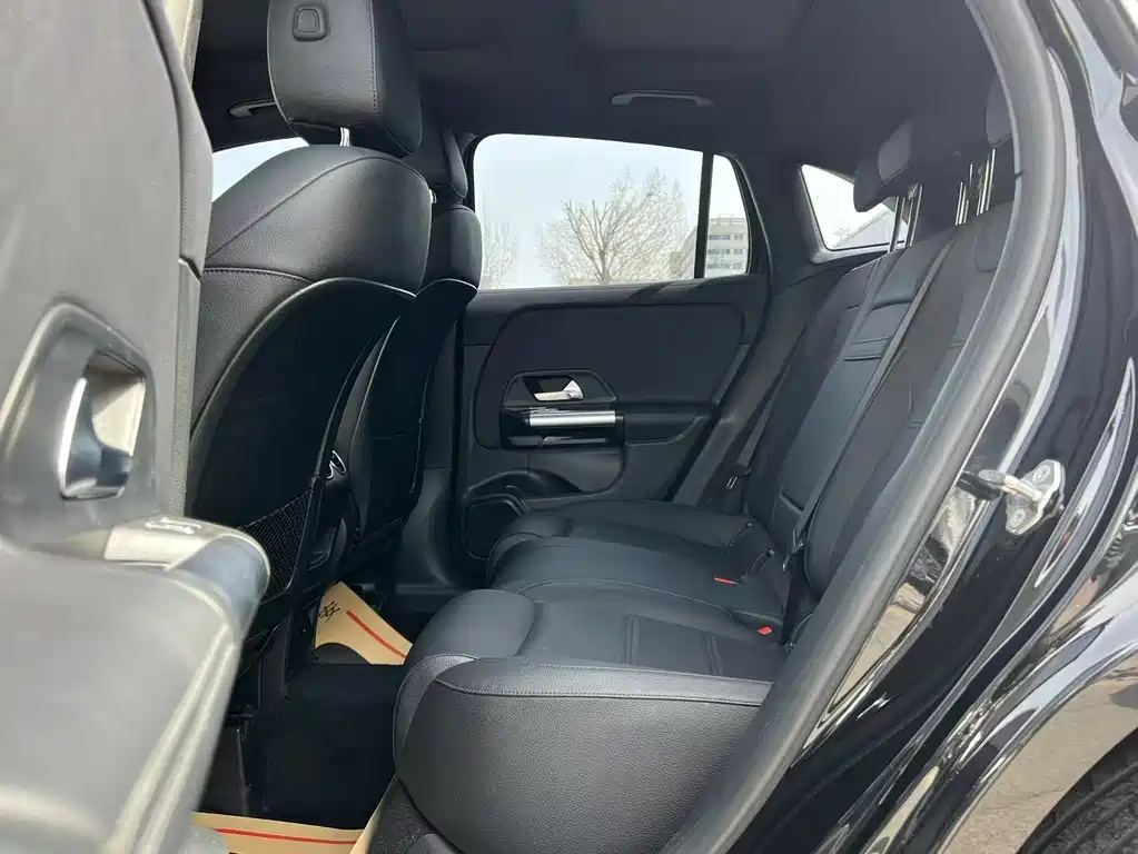 Mercedes-Benz GLA 2021 — фото 16