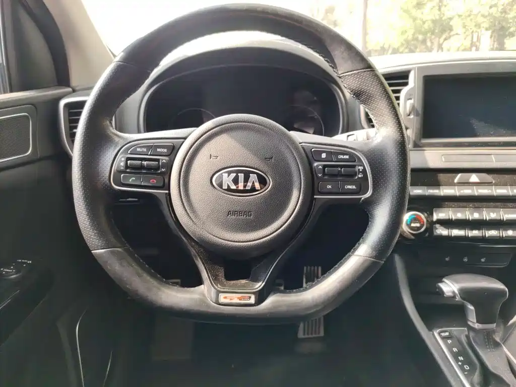 Kia KX5 2016 — фото 4
