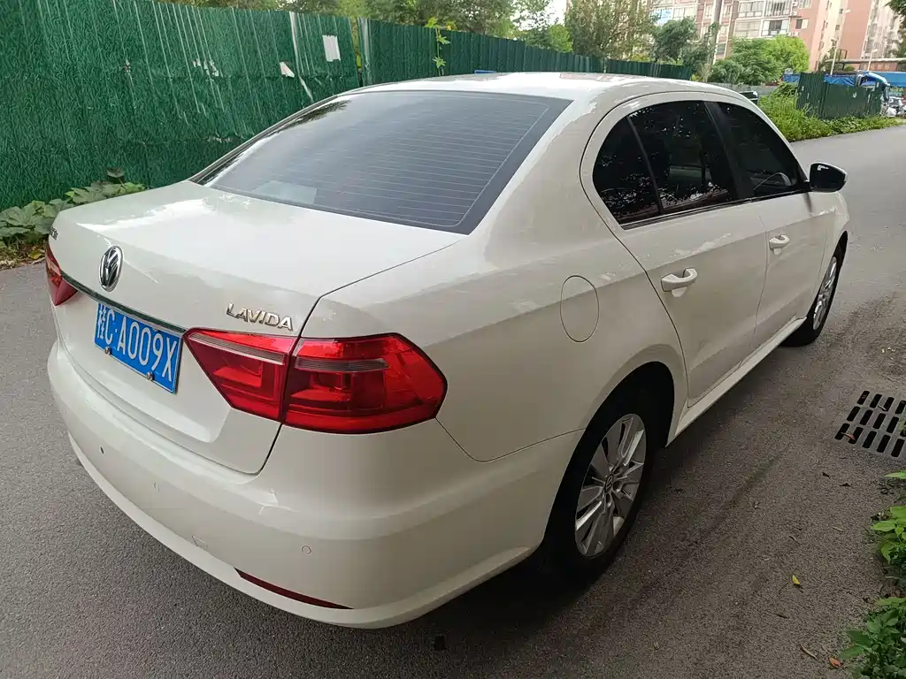 Volkswagen Lavida 2016
