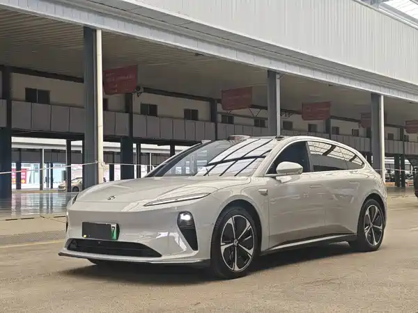 NIO ET5T 2024